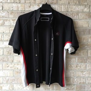 Vintage Jordan Sport Button Up Shirt Size XL ( 18-20)🌺
